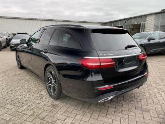 škoda osobní automobily Mercedes E-klasse 300d T AMG Lin *PANO - AHK - KAM - LD* 2022/7