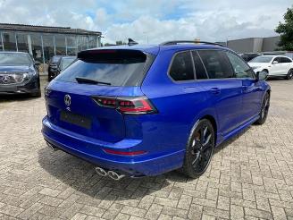 Schadeauto Volkswagen Golf R Variant 4Motion Black Style *MATRIX-PANO* 2025/4