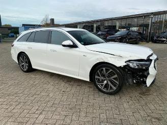 Auto incidentate Mercedes E-klasse 300 T Avantgard * KAM - AHK - NAV * 2025/2