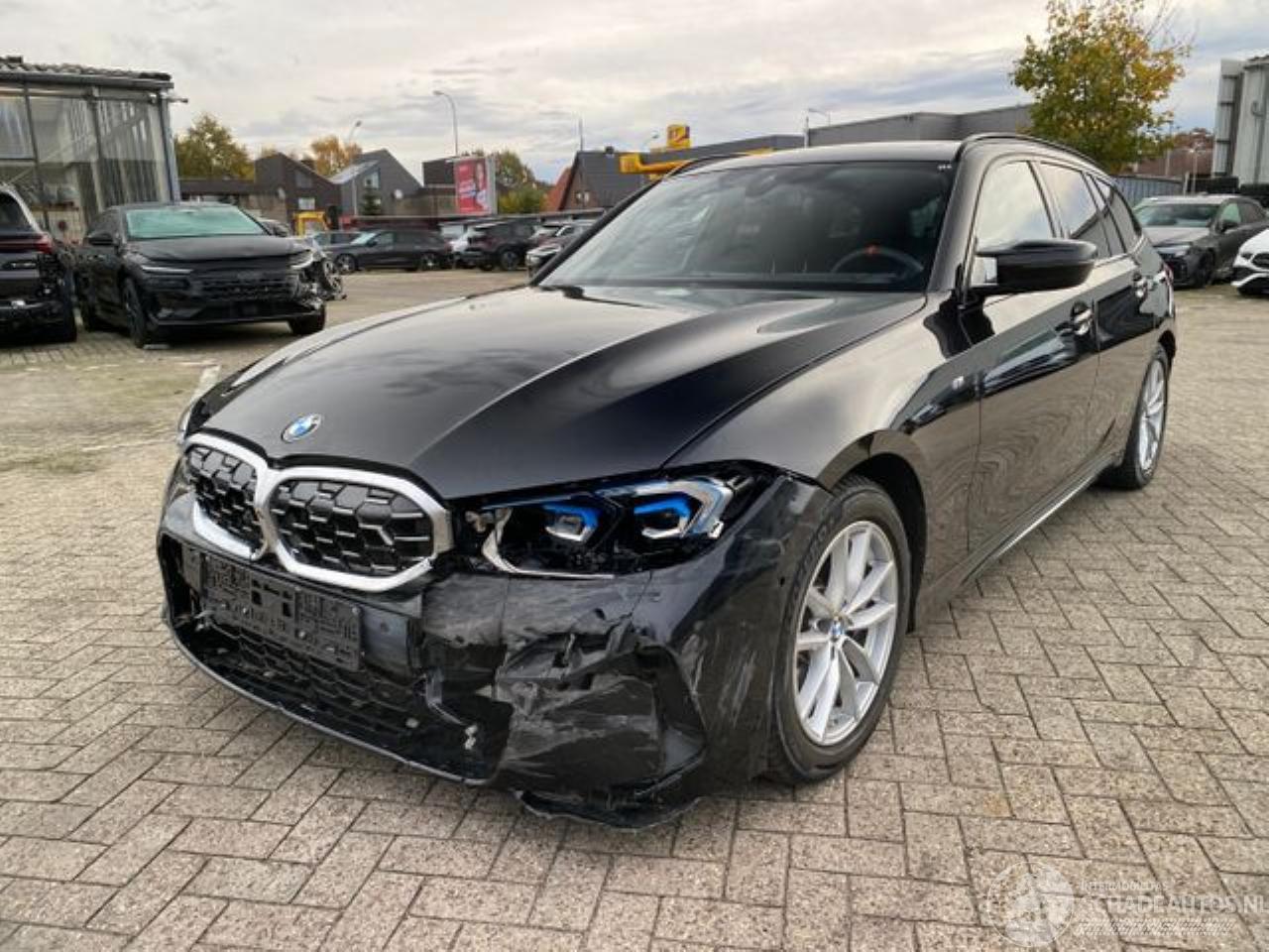 BMW M3 40i xDrive Touring *HEAD-UP - PANO - 360 KAM*