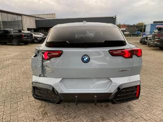 BMW iX2 eDrive20 M Sport *PANO - AHK - KAM - NAVI* picture 7