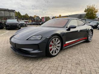 Porsche Taycan 4S Facelift *PANO - HEAD UP - KAM - BOSE* picture 4