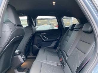 BMW iX1 eDrive20 M Sport Pro HUD/ AHK /Storm damage picture 22