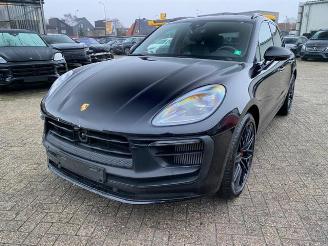 Schadeauto Porsche Macan GTS *PANO - KAM - NAV - BOSE* 2024/2