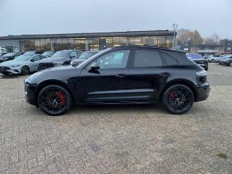 Porsche Macan GTS *PANO - KAM - NAV - BOSE* picture 3