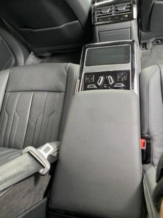 Audi A8 L 60 TFSIe quattro *PANO - KAM - B&O - HUD* picture 23