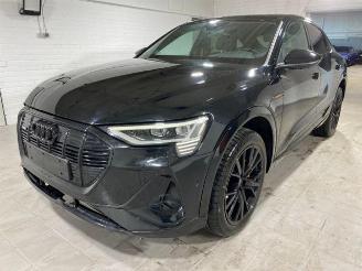 Vaurioauto  passenger cars Audi E-tron Sportback 55 quattro S line HUD/Pano/AHK 2022/12