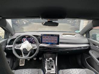 Volkswagen Golf 1.5 TSI R-Line picture 15