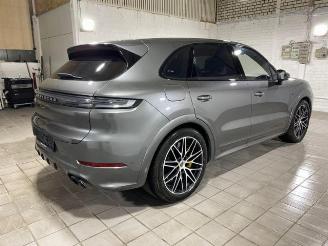 Porsche Cayenne Turbo E-Hybrid Keramik/Burmester/Pano picture 4