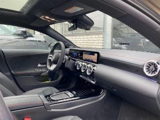 Mercedes Cla-klasse 200 SB AMG Line Premium Plus Pano/HUD/360 picture 15