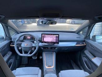Cupra Born 170kW/82kWh NAVI/360 picture 19