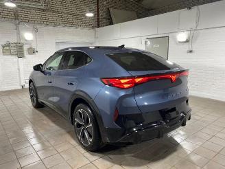 skadebil auto Cupra Tavascan VZ 4Drive PANO/HUD/360/NAVI/SENNHEISER 2025/8