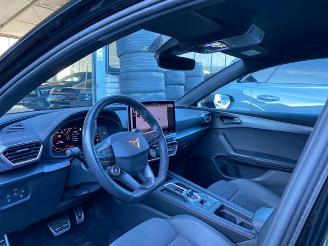 Cupra Leon VZ SP 1.5 e-Hybrid 200kW AHK/KAM/NAVI picture 11