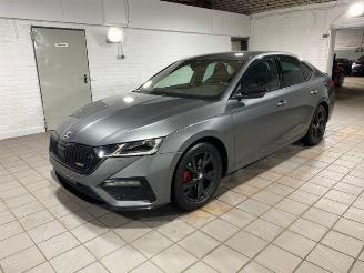 krockskadad bil auto Skoda Octavia RS Limousine 2.0 TDI DSG 4x4 2024/3