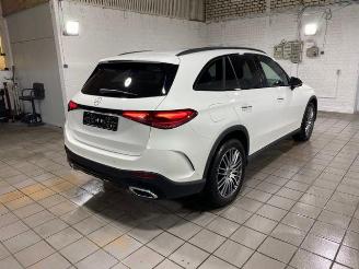 damaged passenger cars Mercedes GLC 300 4Matic AMG Line PANO/AHK/360/NAVI 2025/4