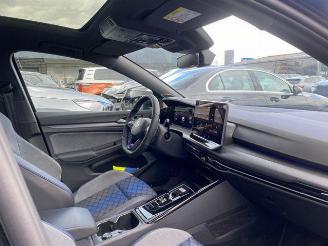 Volkswagen Golf R 4Motion PANO/KAM/H&K picture 18