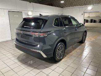  Volkswagen Tiguan 1.5 TSI e-Hybrid Elegance 360/NAVI 2024/10