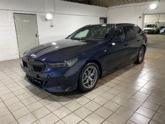 Unfallwagen BMW 5-serie d Touring M Sport Pro AHK/H&K/NAVI 2024/12