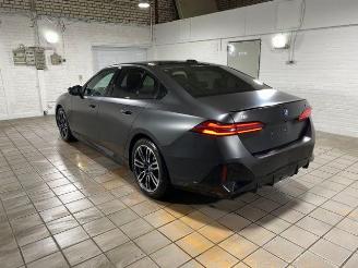uszkodzony samochody osobowe BMW i5 M60 xDrive HUD/PANO/B&W/360/NAVI 2024/9