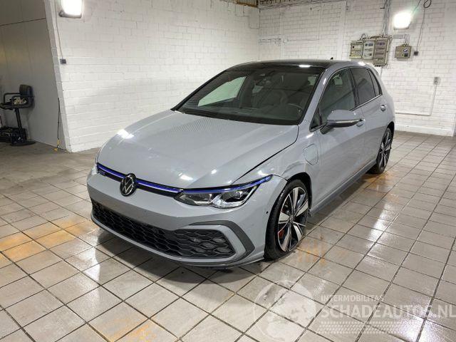 Volkswagen Golf GTE PANO/KAM/NAVI