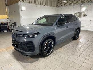 Volkswagen Tayron 1.5 TSI e-Hybrid R-Line PANO/HUD/360/AHK picture 3