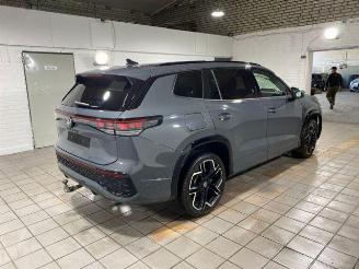 Volkswagen Tayron 1.5 TSI e-Hybrid R-Line PANO/HUD/360/AHK picture 8