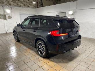 krockskadad bil auto BMW iX1 eDrive20 M Sport KAM/NAVI 2024/7