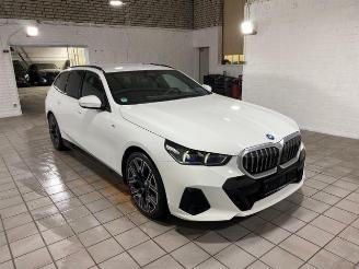 Voiture accidenté BMW i5 eDrive40 Touring M Sport HUD/360/H&K/NAVI 2025/7