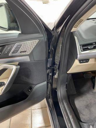BMW iX1 xDrive30 X Line PANO/HUD/AHK/360/H&K/NAVI picture 14