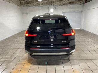 BMW iX1 xDrive30 X Line PANO/HUD/AHK/360/H&K/NAVI picture 11