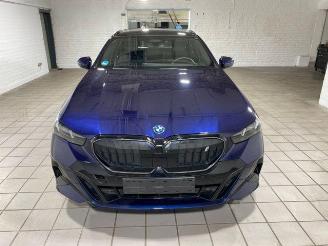 BMW i5 eDrive40 Touring M Sport HUD/PANO/KAM/H&K picture 5