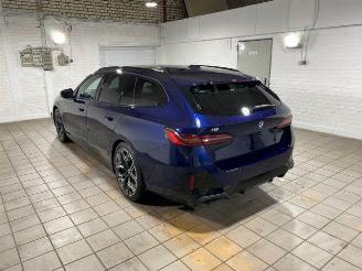 krockskadad bil auto BMW i5 eDrive40 Touring M Sport HUD/PANO/KAM/H&K 2025/2