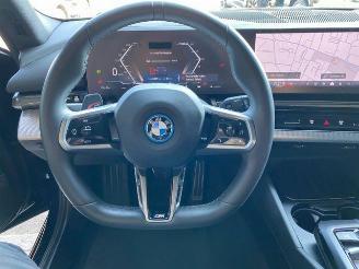 BMW i5 eDrive40 Touring M Sport HUD/PANO/KAM/H&K picture 16