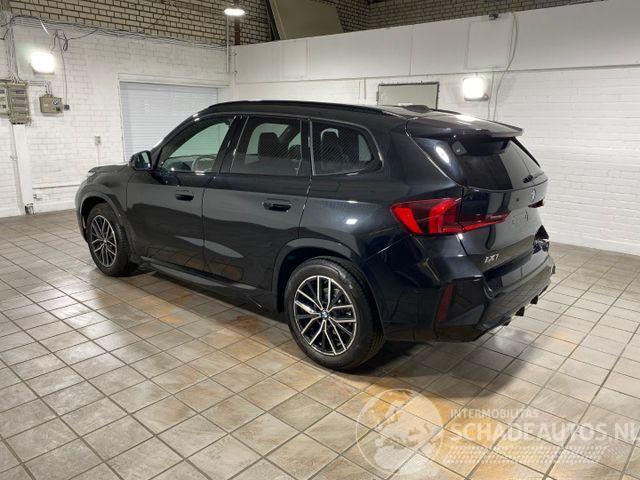 BMW iX1 eDrive20 M Sport KAM/H&K