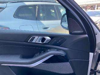 BMW X5 xDrive50e M Sport Pro PANO/HUD/AHK/H&K/360 picture 19