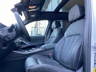 BMW X5 xDrive50e M Sport Pro PANO/HUD/AHK/H&K/360 picture 15