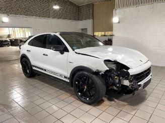 Porsche Cayenne Coupe Turbo E-Hybrid mit GT-Paket HUD picture 7