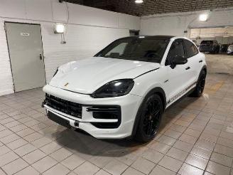 Porsche Cayenne Coupe Turbo E-Hybrid mit GT-Paket HUD picture 2