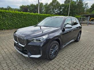 Coche accidentado BMW iX1 xDrive30 X Line HUD/360/AHK/NAVI 2023/12