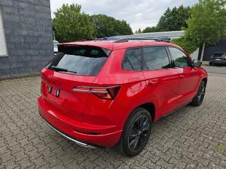 Schadeauto Skoda Karoq 1.5 TSI DSG Sportline PANO/AHK/KAM/NAVI 2025/11