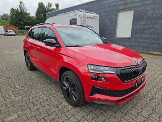 Unfallwagen Skoda Karoq 1.5 TSI DSG Sportline PANO/AHK/KAM/NAVI 2025/11