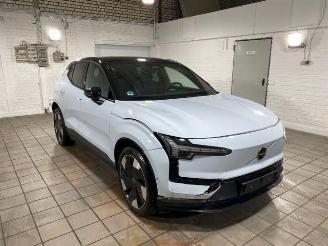 Volvo EX30 Ultra AWD Performance PANO/360/H&K/NAVI picture 6