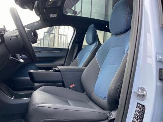 Volvo EX30 Ultra AWD Performance PANO/360/H&K/NAVI picture 14