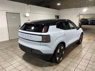 Volvo EX30 Ultra AWD Performance PANO/360/H&K/NAVI picture 10