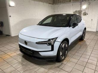 Auto incidentate Volvo EX30 Ultra AWD Performance PANO/360/H&K/NAVI 2025/5