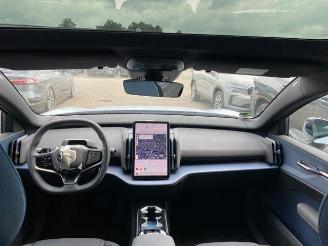 Volvo EX30 Ultra AWD Performance PANO/360/H&K/NAVI picture 16