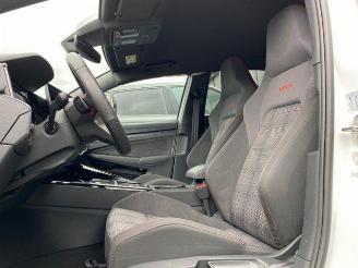 Volkswagen Golf GTI DSG picture 14