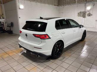 Volkswagen Golf GTI DSG picture 10