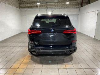 BMW X5 xDrive50e M Sport Pro PANO/HUD/AHK/360/H&K picture 5