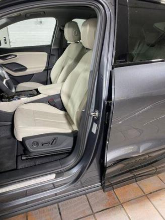 Audi Q6 e-tron Sportback Performance S line PANO/HUD picture 14
